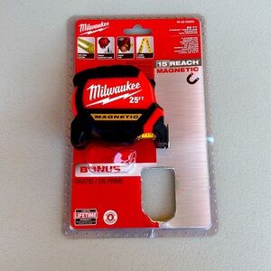 Milwaukee Compact Magnetic Tape Measure with 15 ft. Reach